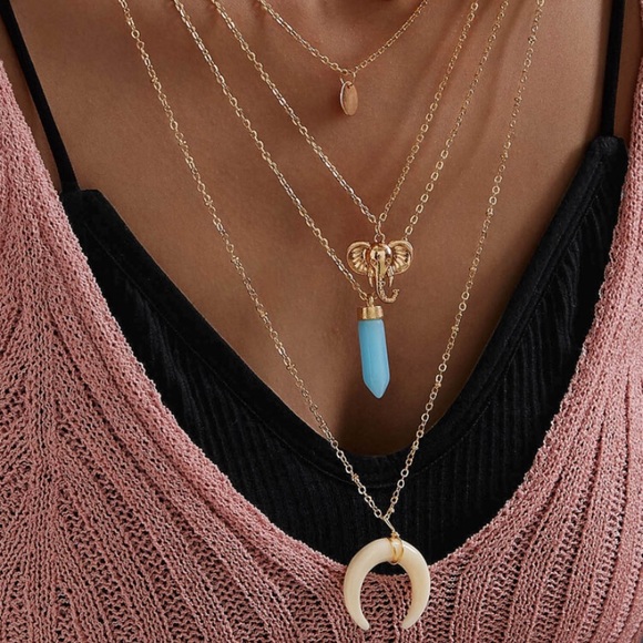 Jewelry - 🌻 MULTI LAYERED BOHO PENDANT NECKLACE 🌻